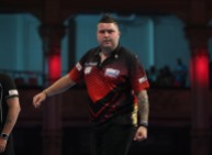 BET VICTOR WORLD MATCHPLAY 2017 WINTER GARDENS, BLACKPOOL ROUND 1 MICHAEL SMITH V STEVE WEST MICHAEL SMITH IN ACTION